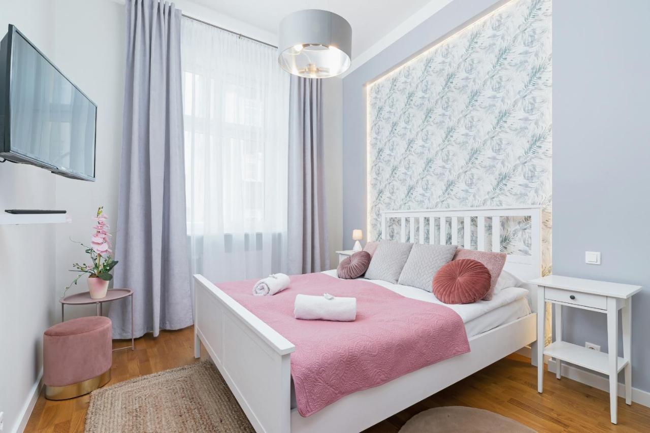 Sweet Family Apartment Chodkiewicza Rondo Grzegorzeckie By Noclegi Renters Kraków Zewnętrze zdjęcie
